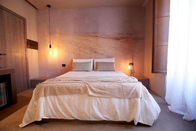 Casa Nostra Luxury Suites - Oda