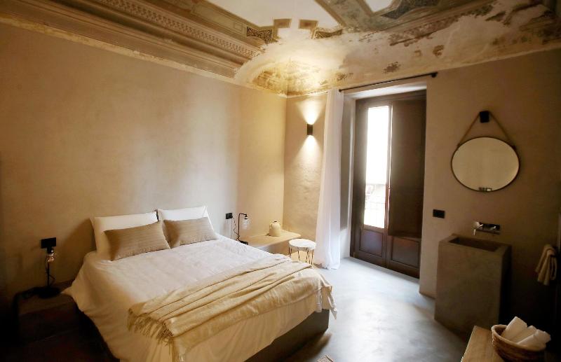 Casa Nostra Luxury Suites - Oda
