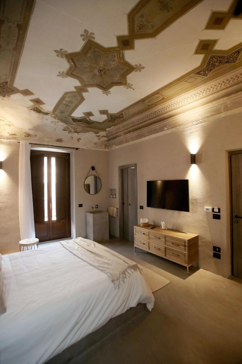 Casa Nostra Luxury Suites - Oda
