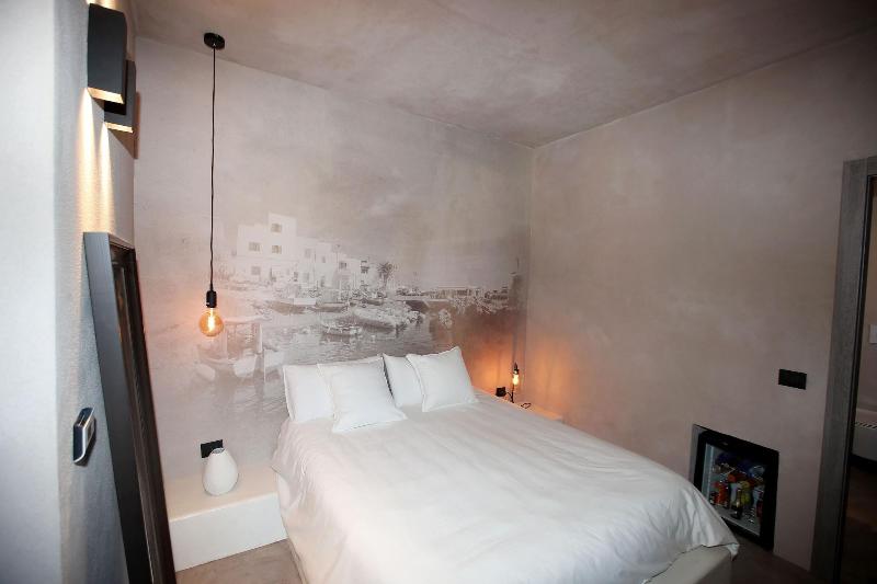 Casa Nostra Luxury Suites - Oda