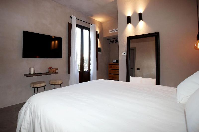 Casa Nostra Luxury Suites - Oda