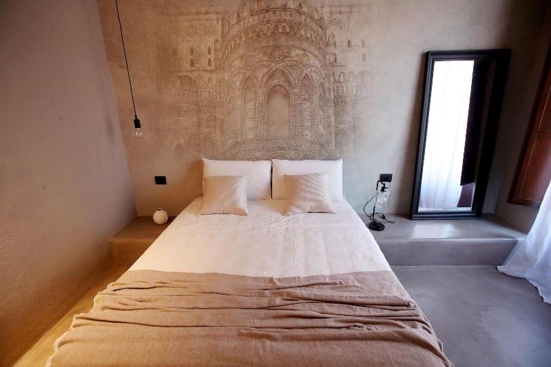 Casa Nostra Luxury Suites - Oda