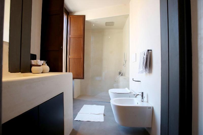 Casa Nostra Luxury Suites - Oda