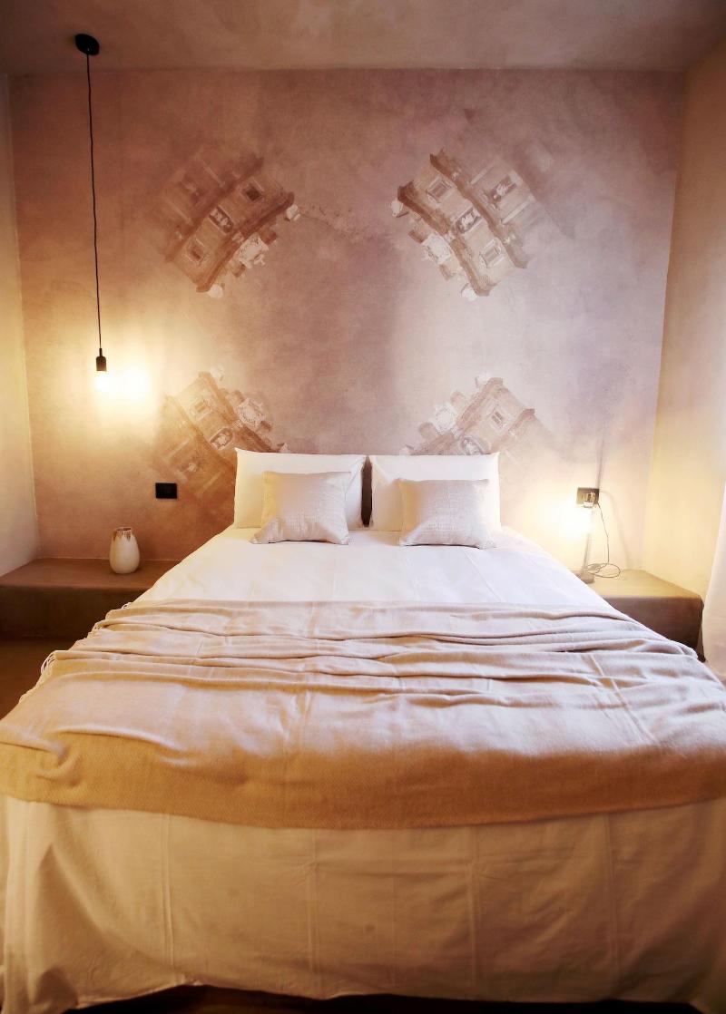 Casa Nostra Luxury Suites - Oda