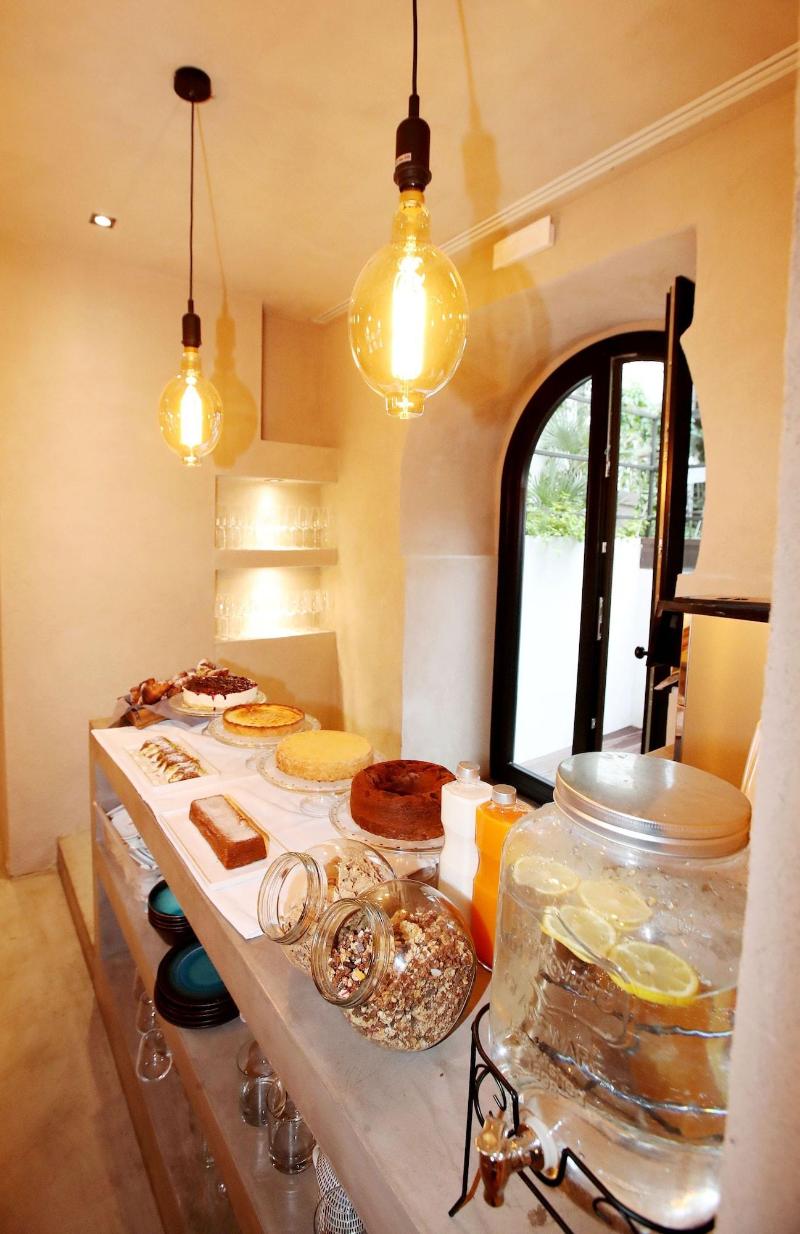 Casa Nostra Luxury Suites - Restoran