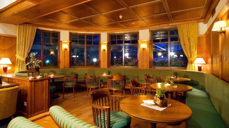 Alpin & Vital Hotel La Perla - Bar
