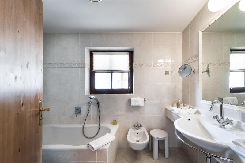 Alpin & Vital Hotel La Perla - Oda
