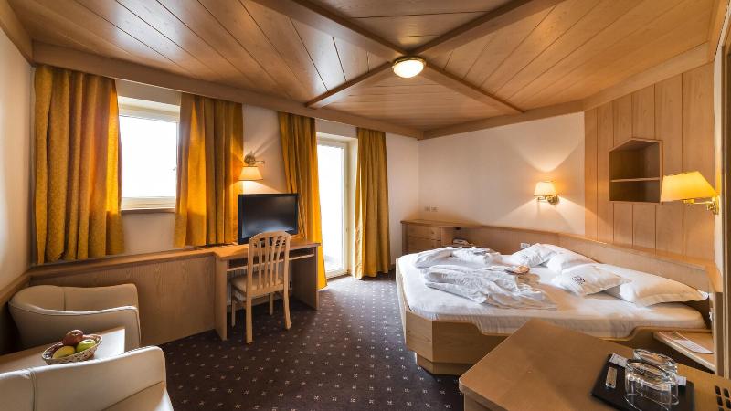 Alpin & Vital Hotel La Perla - Oda