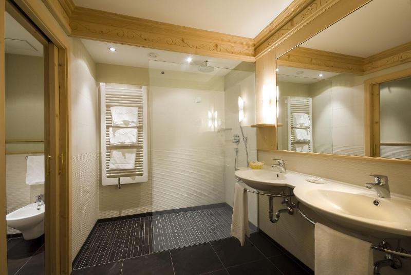 Alpin & Vital Hotel La Perla - Oda