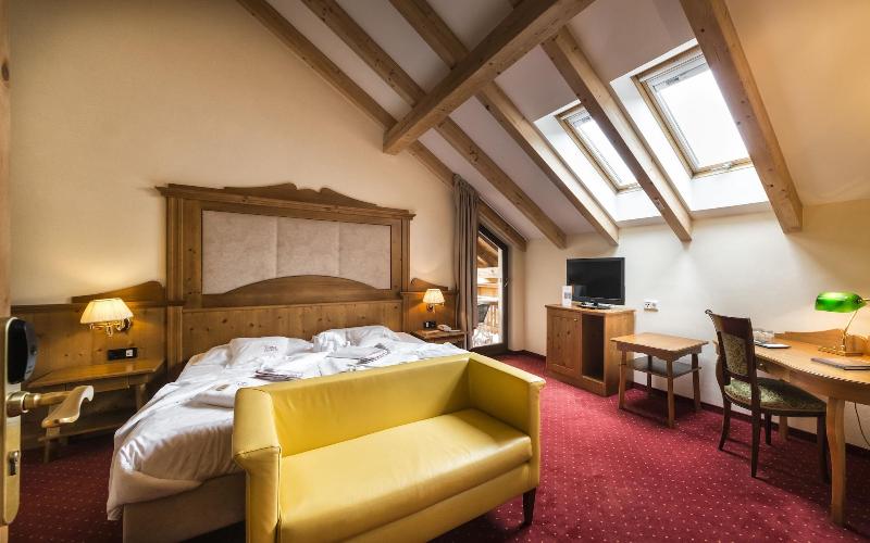 Alpin & Vital Hotel La Perla - Oda