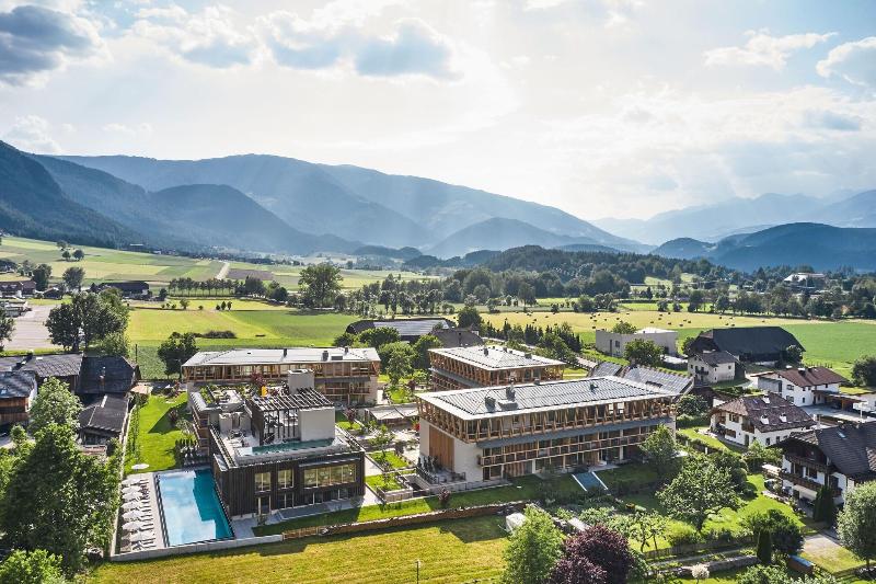 Falkensteiner Hotel Kronplatz - Genel