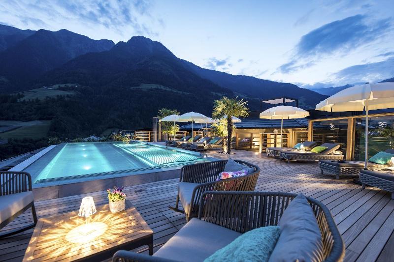 Andreus Resorts - Genel