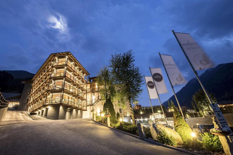 Andreus Resorts - Genel