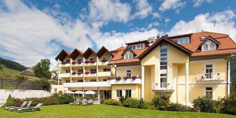 Hotel Kronplatz - Genel