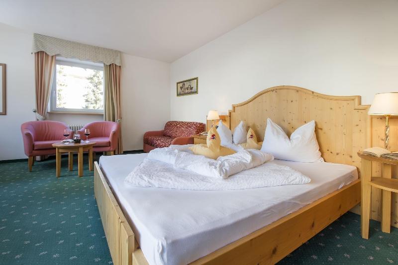Hotel Kronplatz - Oda