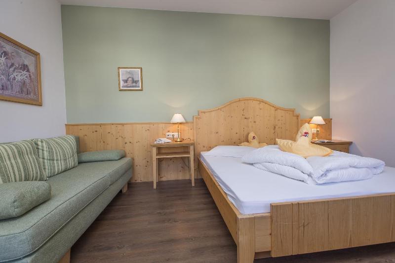 Hotel Kronplatz - Oda