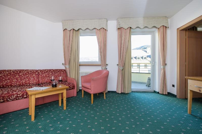 Hotel Kronplatz - Oda