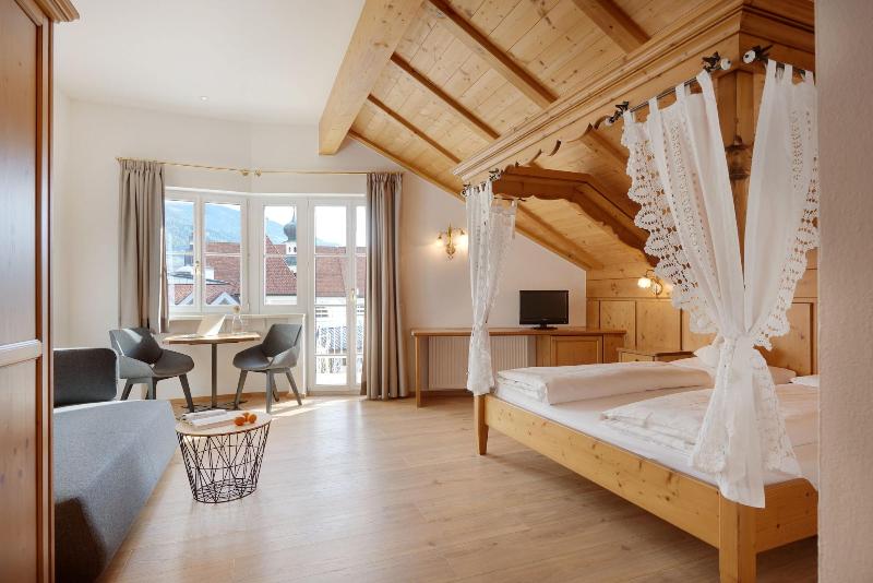 Hotel Goldene Rose - Oda