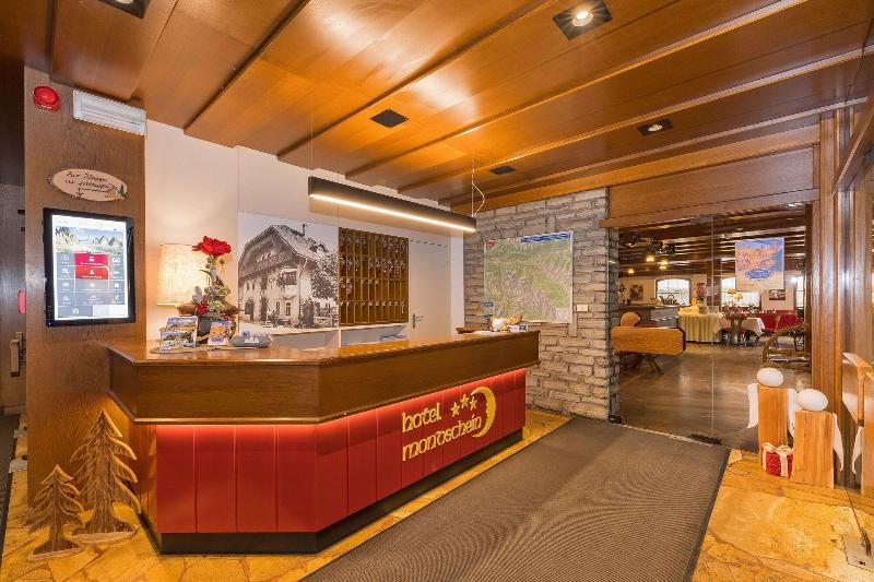 Hotel Mondschein - Lobi