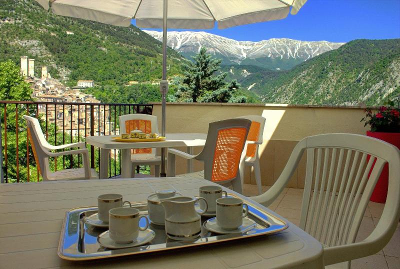 B&B In Centro a Pacentro - Teras