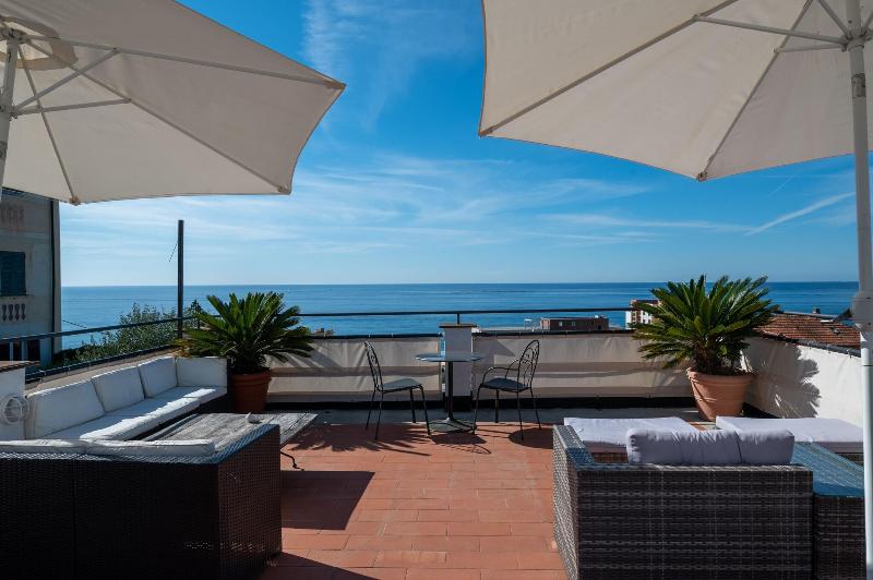 Gian Paul Hotel - Genel