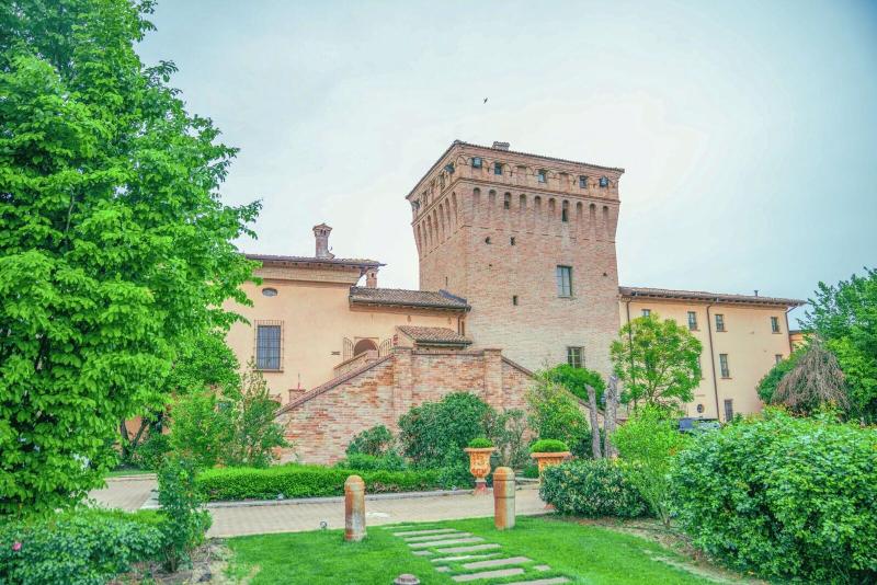 La Tavola Rotonda - Genel
