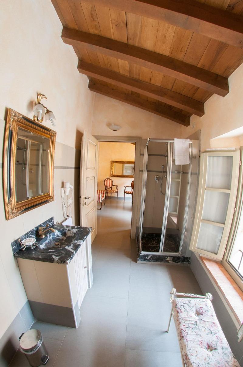 La Tavola Rotonda - Oda