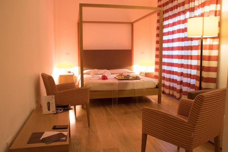 Country Hotel Le Querce - Genel