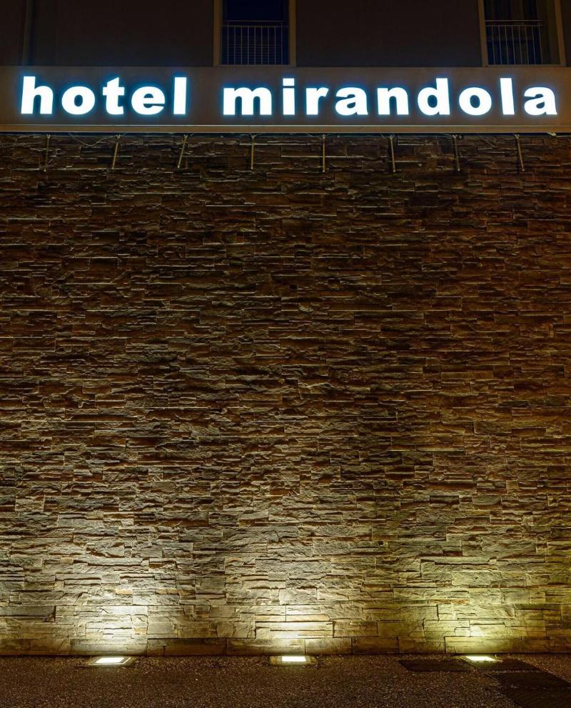 Hotel Mirandola - Genel