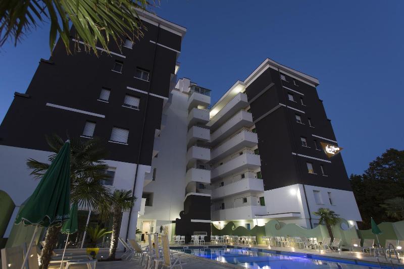 Nero D'Avorio Aparthotel & SPA - Genel