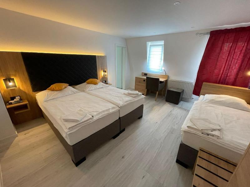 Hotel Und Restaurant Bella Italia - Genel