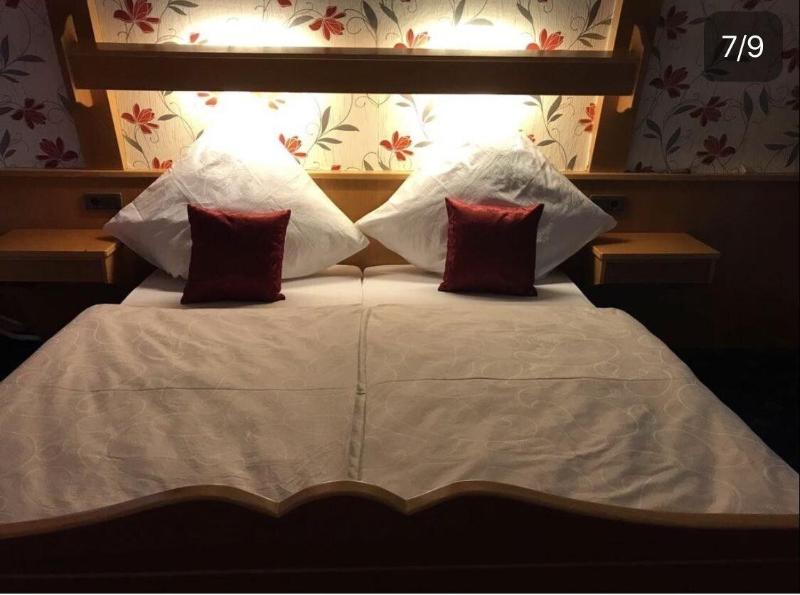 Hotel Und Restaurant Bella Italia - Oda