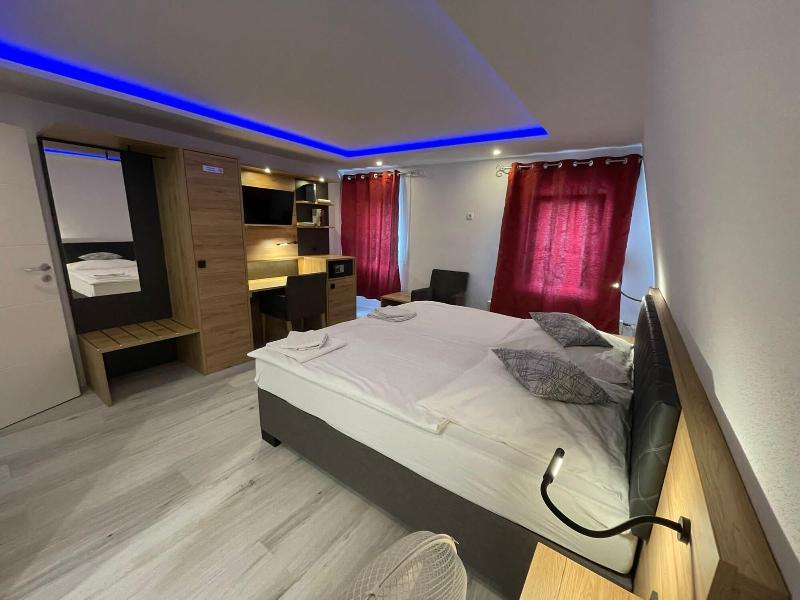 Hotel Und Restaurant Bella Italia - Oda