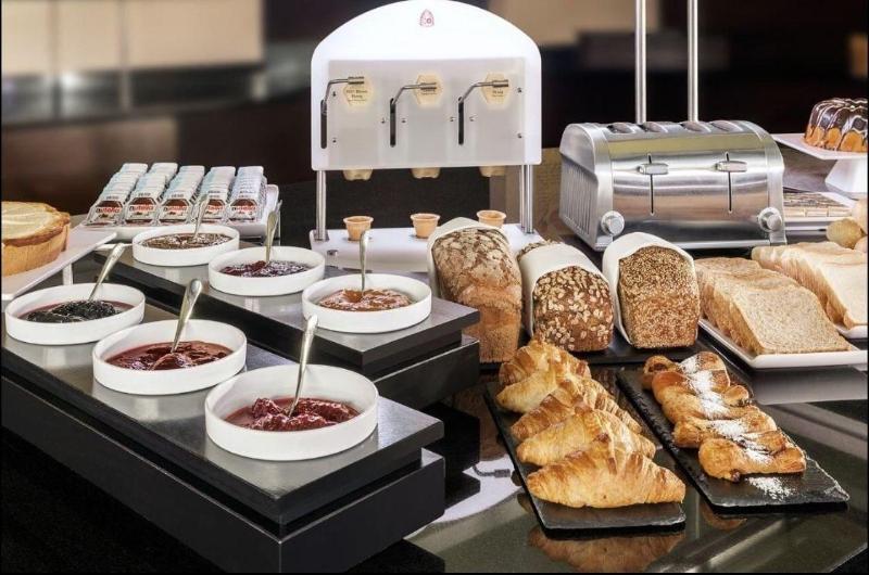 Hotel Und Restaurant Bella Italia - Restoran