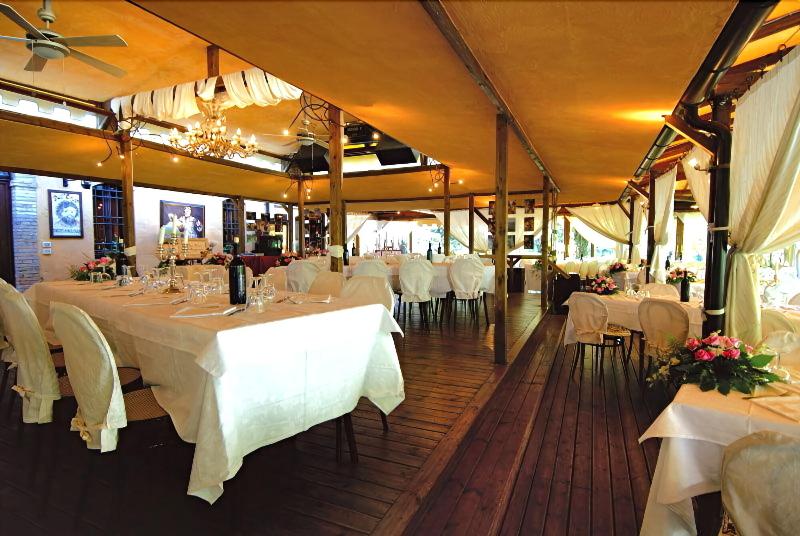 La Valle Dei Caprioli - B&B - Restoran