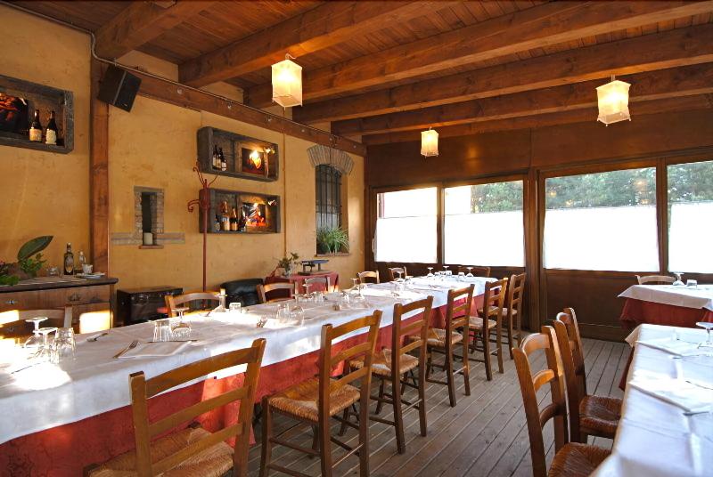 La Valle Dei Caprioli - B&B - Restoran