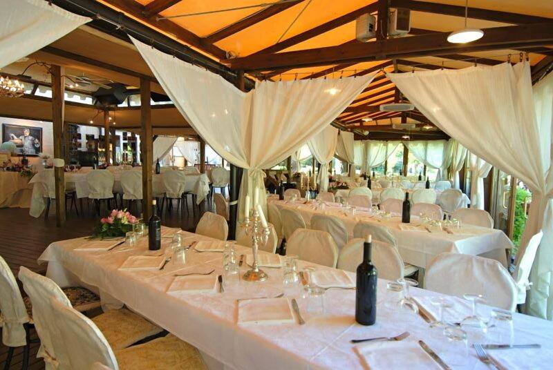 La Valle Dei Caprioli - B&B - Restoran