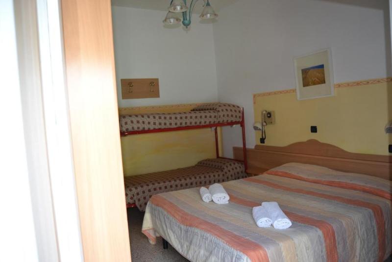 Hotel Rosy - Oda