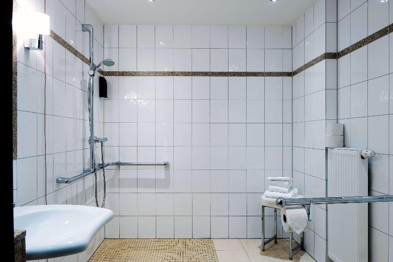 Ramada by Wyndham Duesseldorf Ratingen - Oda