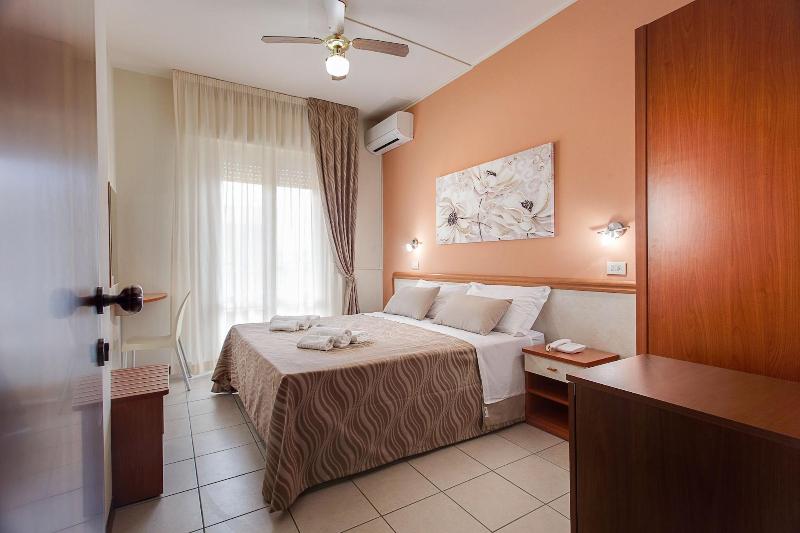 Unique Hotel - Oda