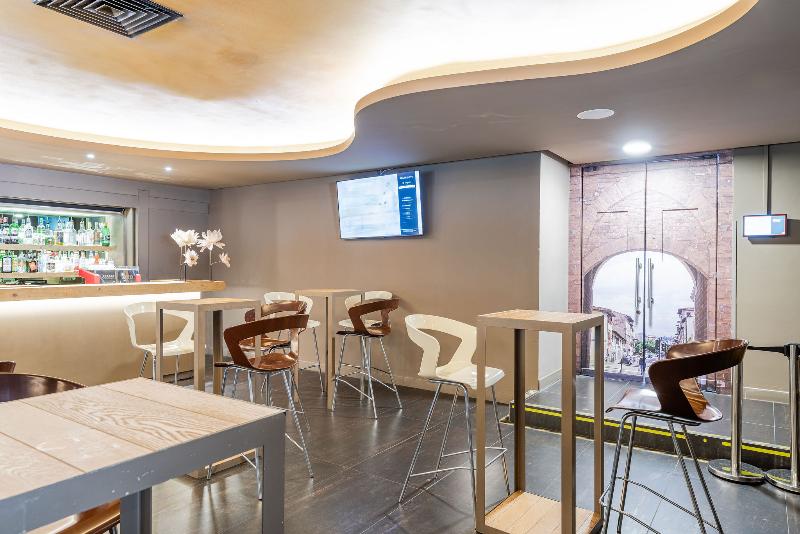 The Gate Hotel - Bar