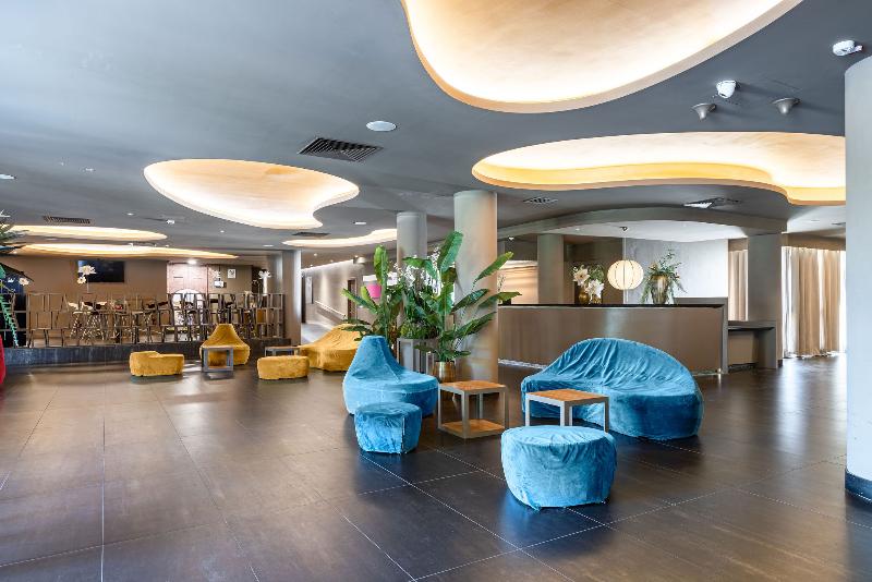The Gate Hotel - Lobi