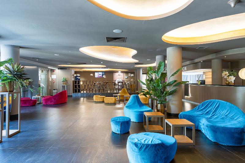 The Gate Hotel - Lobi