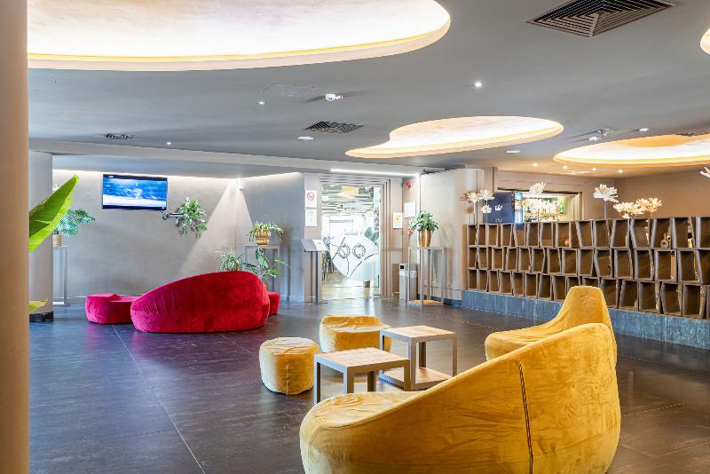 The Gate Hotel - Lobi