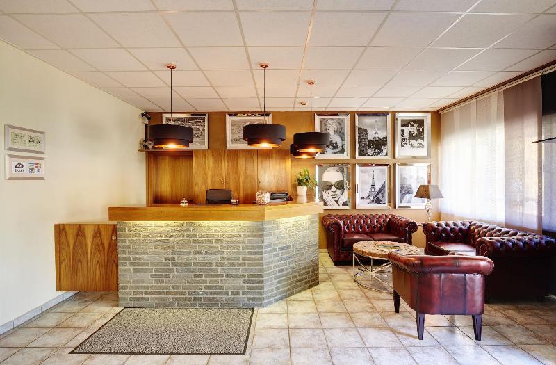 Hotel Stadt Grevenbroich - Lobi
