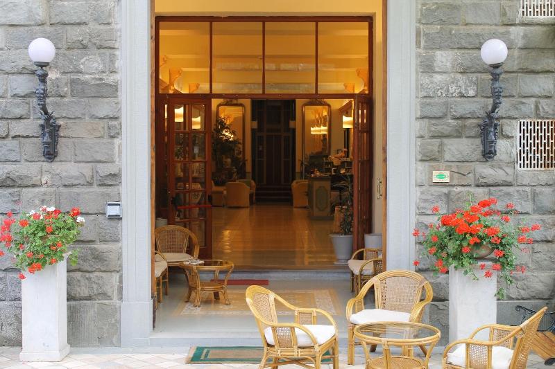 Hotel Croce Di Savoia - Genel