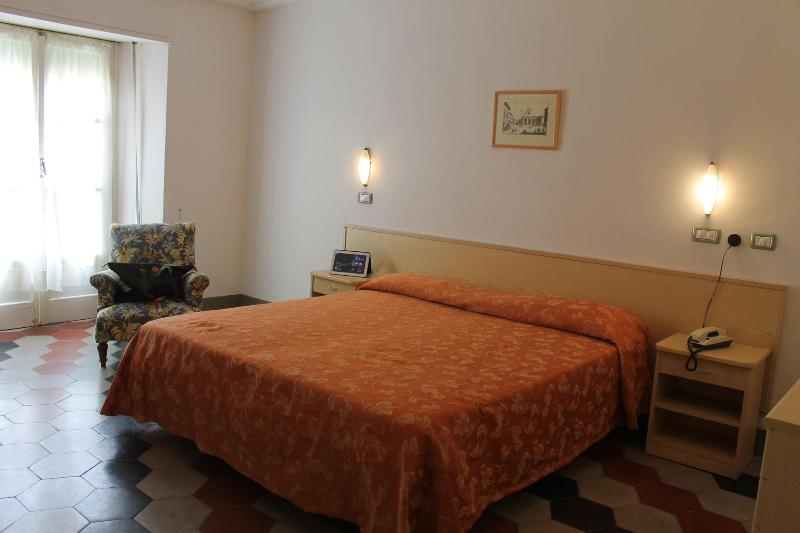 Hotel Croce Di Savoia - Oda