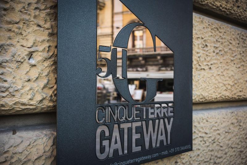 Cinque Terre Gateway - Genel