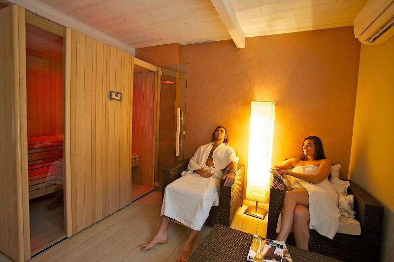 Hotel C'era una volta... - Aktivite