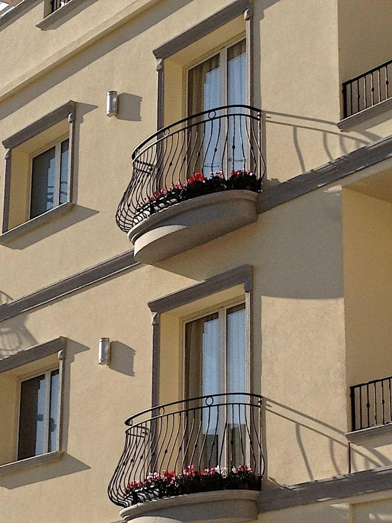 Hotel C'era una volta... - Genel